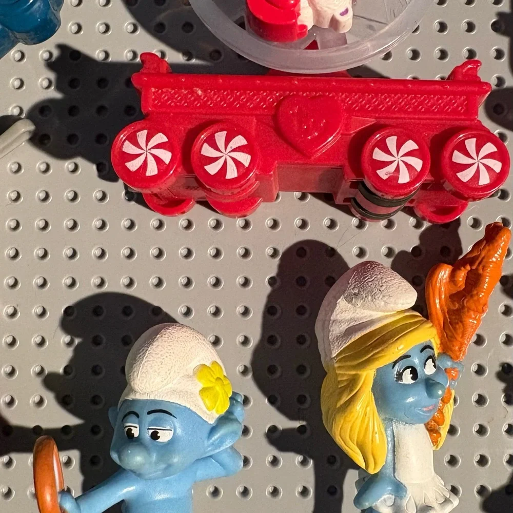 N/A 11 toys